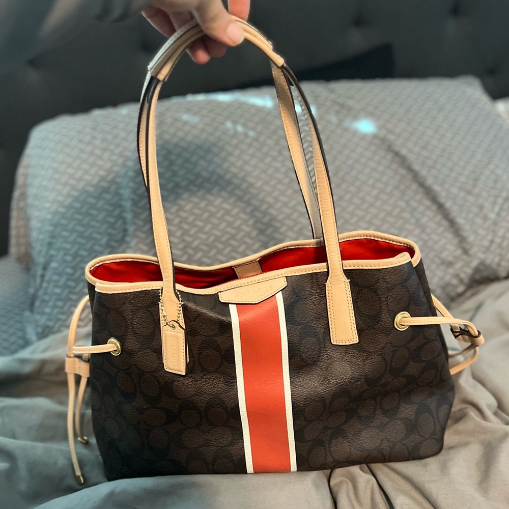 Coach Signature Drawstring CarryAll Shoulder Bag
